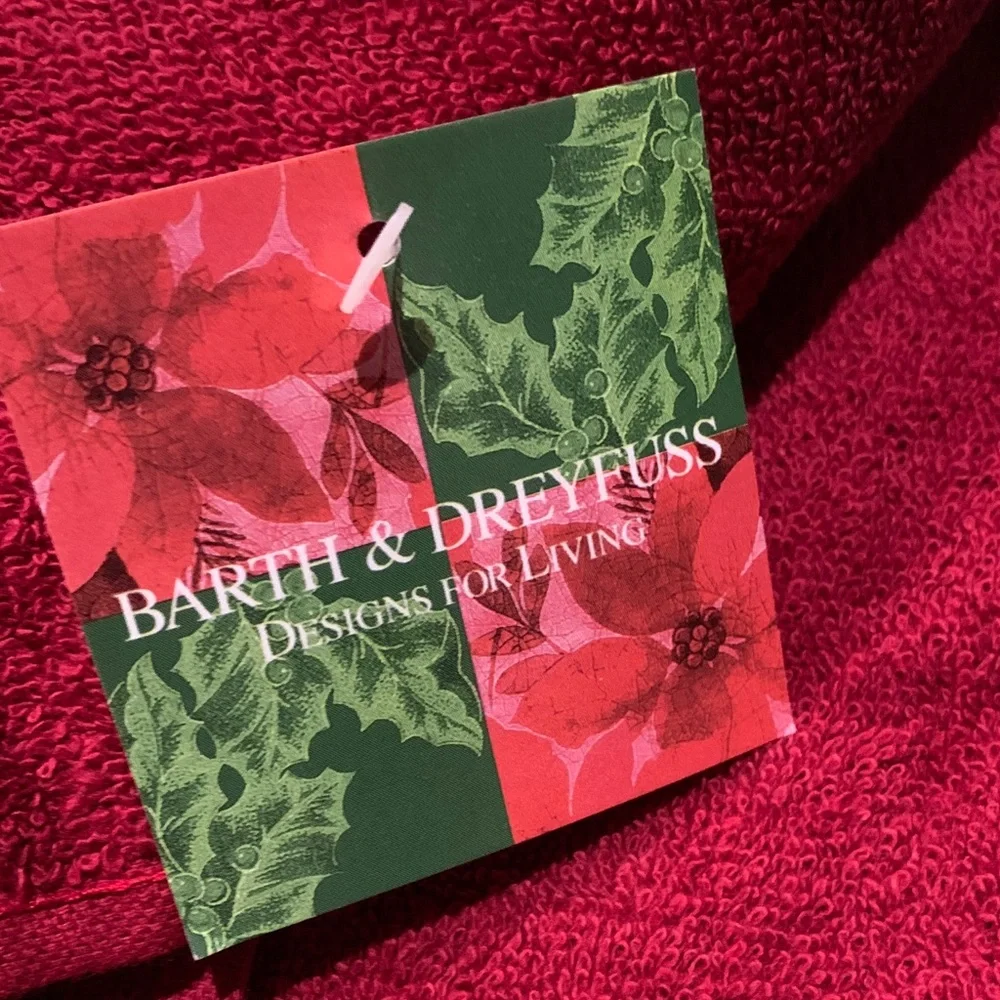 BARTH & DREYFUSS.Red Holiday Towel with Bear Patch